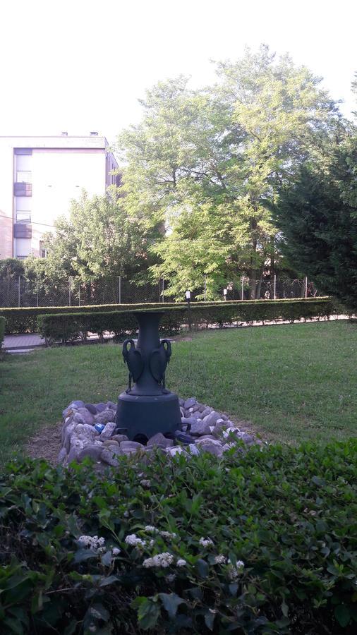 Hotel Parigi Castel San Pietro Terme Ngoại thất bức ảnh