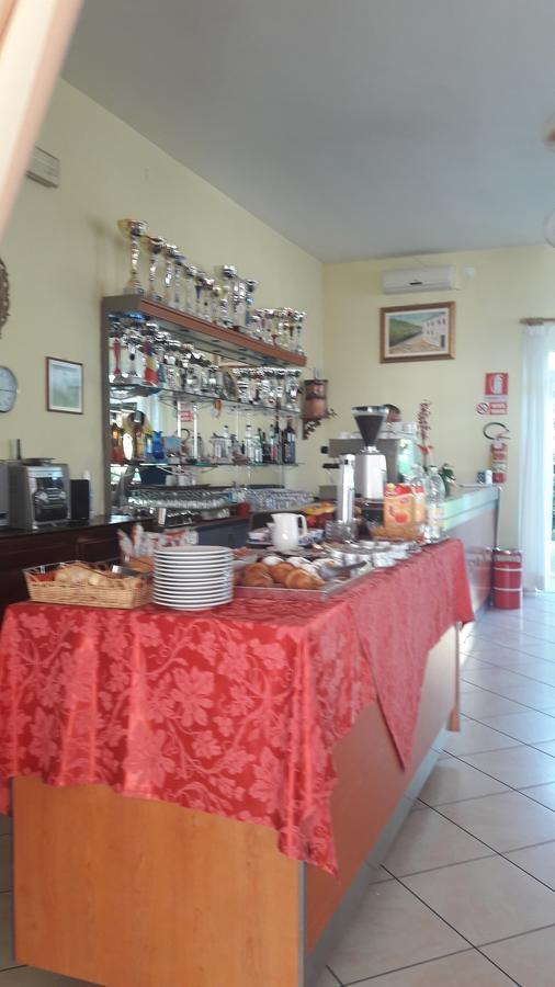 Hotel Parigi Castel San Pietro Terme Ngoại thất bức ảnh